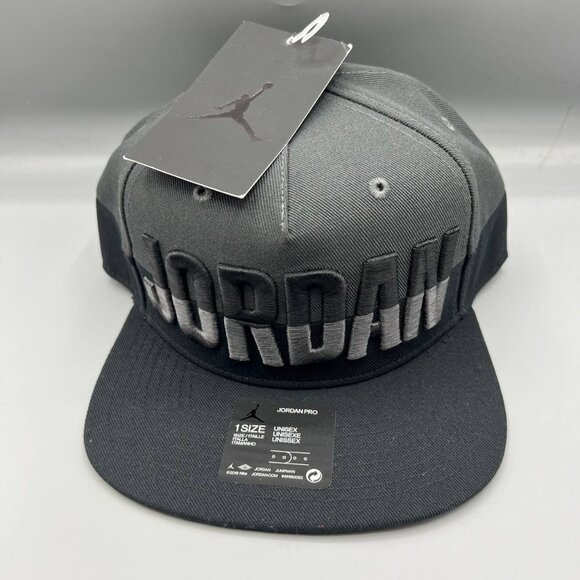 Air‎ Jordan Pro Hat Men Black Gray Embroidered Jumpman Snap Back Cap New - Picture 1 of 8